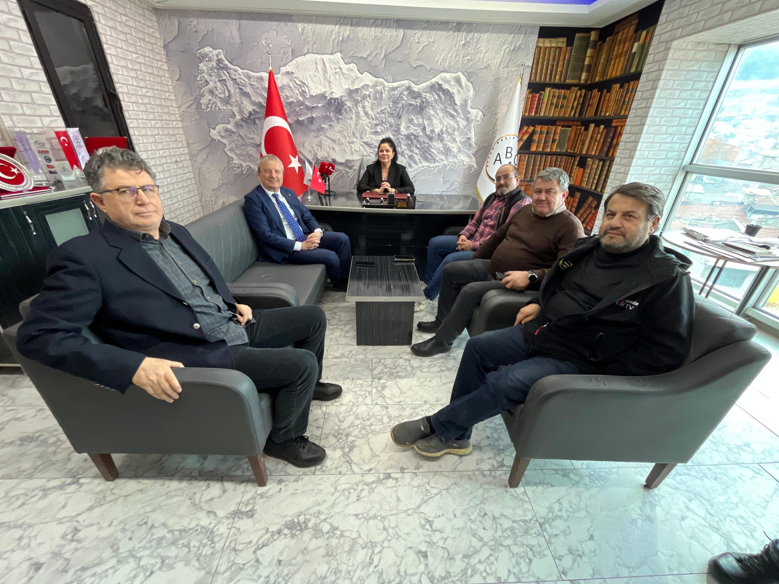 22.Dönem Afyonkarahisar Milletvekili Mahmut Koçak, Afyon Basın Cemiyeti Başkanı Selcen