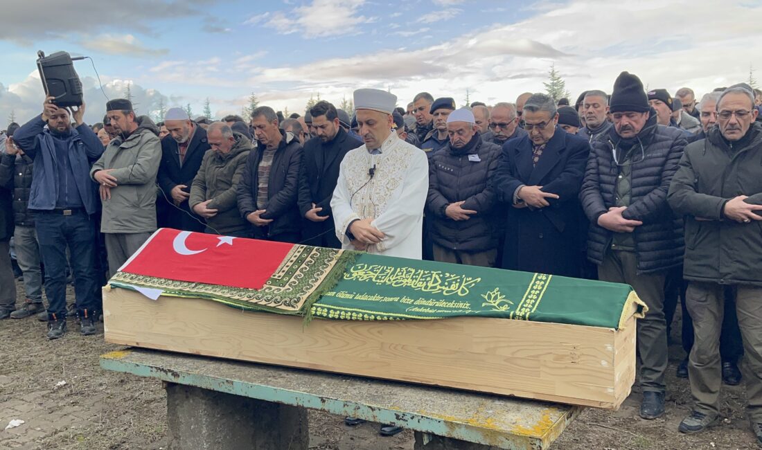 
Kütahya'da bir inşaatın asansör boşluğuna düşerek hayatını kaybeden Eskişehir’in Tepebaşı