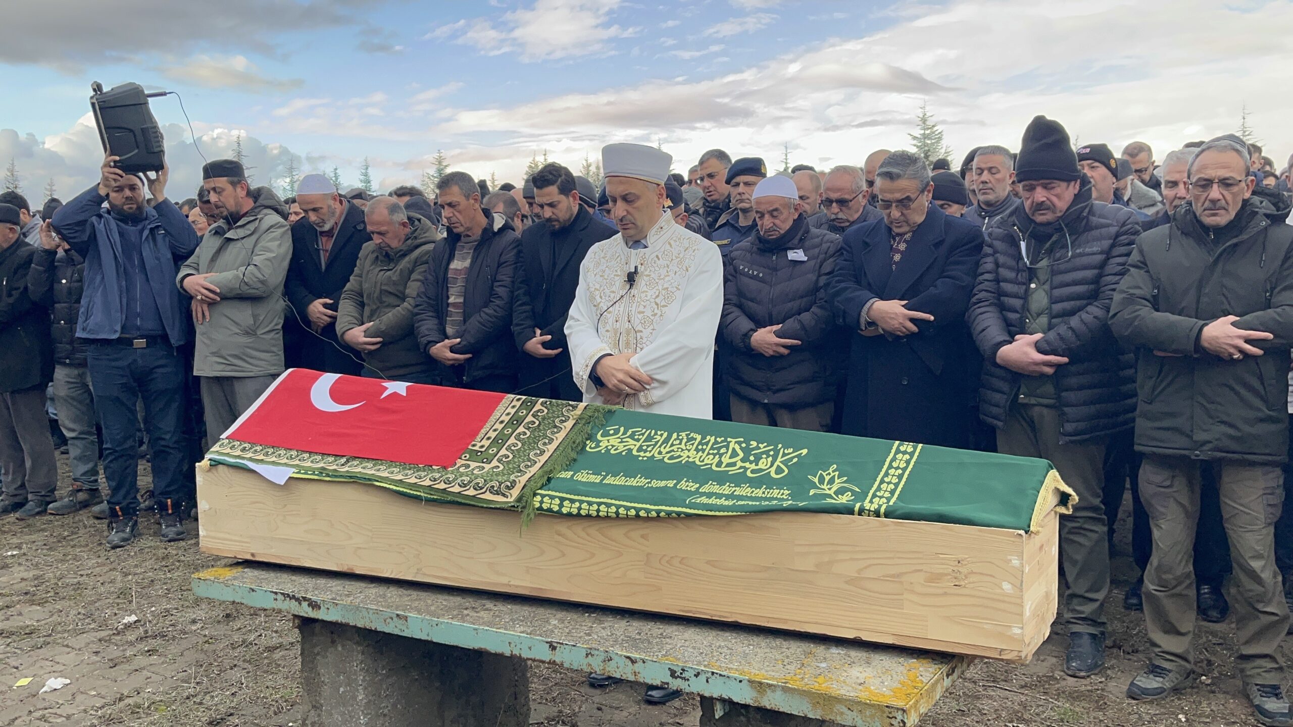 
Kütahya'da bir inşaatın asansör boşluğuna düşerek hayatını kaybeden Eskişehir’in Tepebaşı