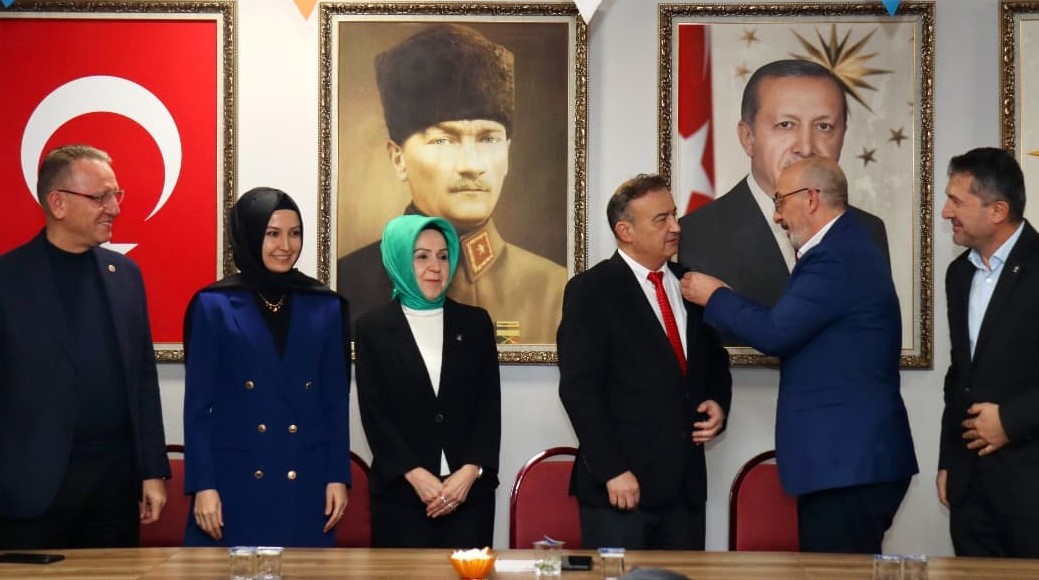AK Parti Kütahya İl Başkanı Mustafa Önsay, Tavşanlı Belediye Meclisi’nde
