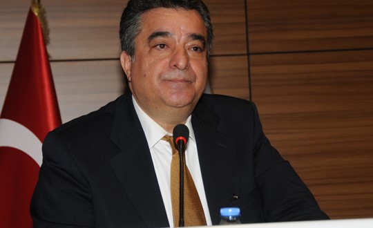 Balıkesir Sanayi Odası'nın önceki dönem başkanlarından Ahmet Kula'ya ait 93