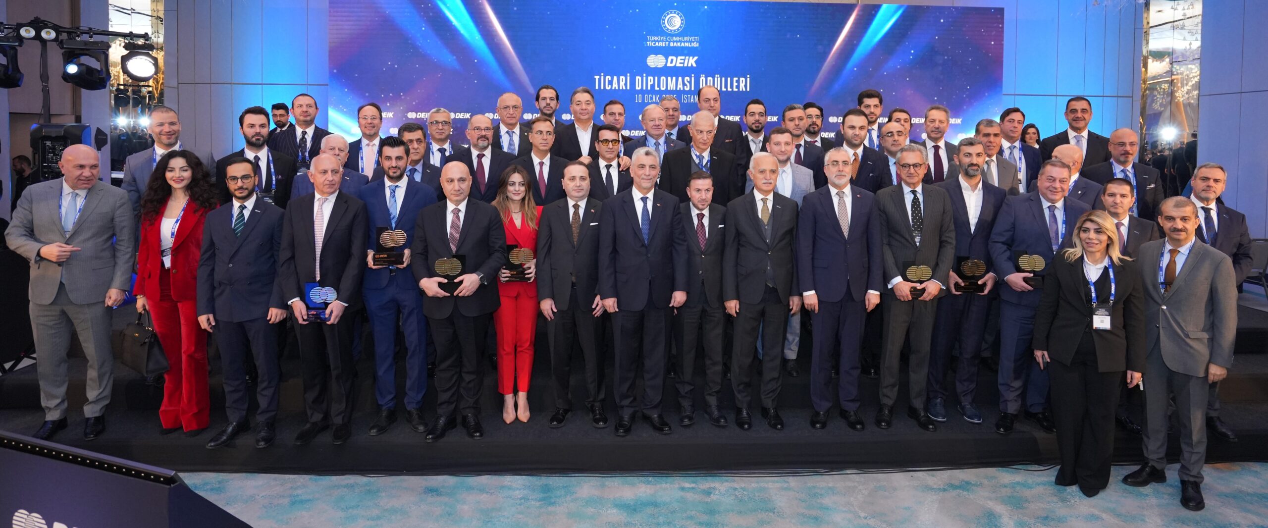 Ticaret Bakanı Ömer Bolat, Türkiye'nin ekonomik göstergelerine dair olumlu açıklamalarda