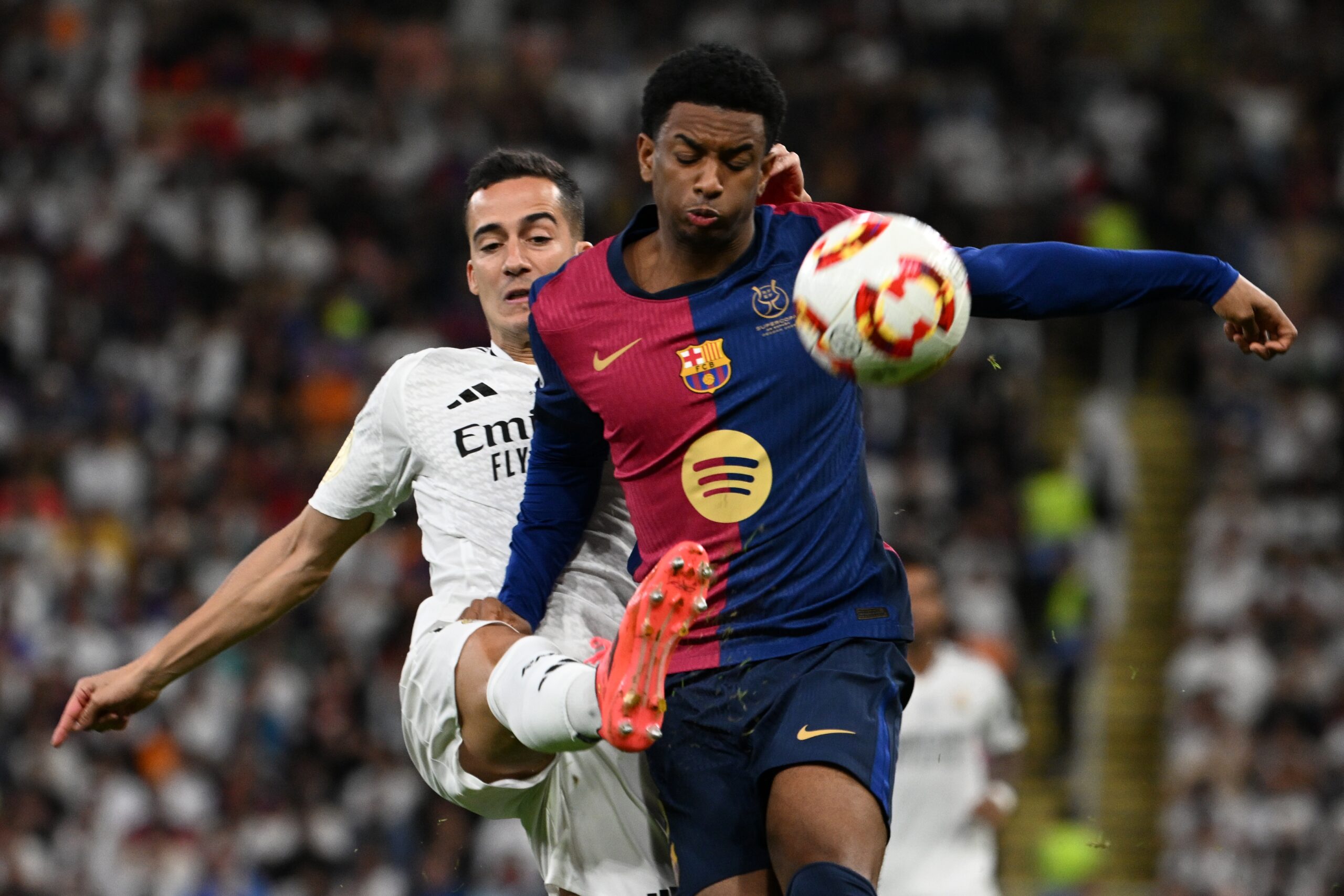 İspanya Süper Kupası’nda Barcelona, Real Madrid’i 5-2 mağlup ederek şampiyon