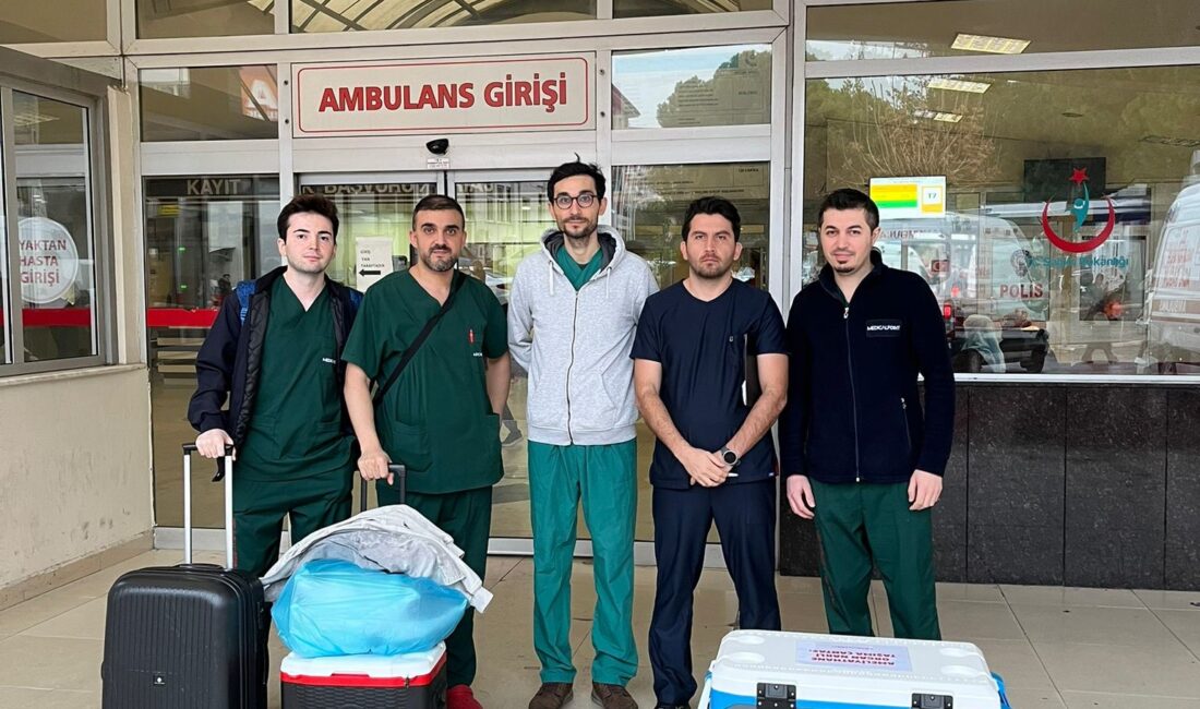 Beyin Kanamasına Yenik Düşen Bekir Erzen'in Organları, İzmir'deki Hastalara Umut