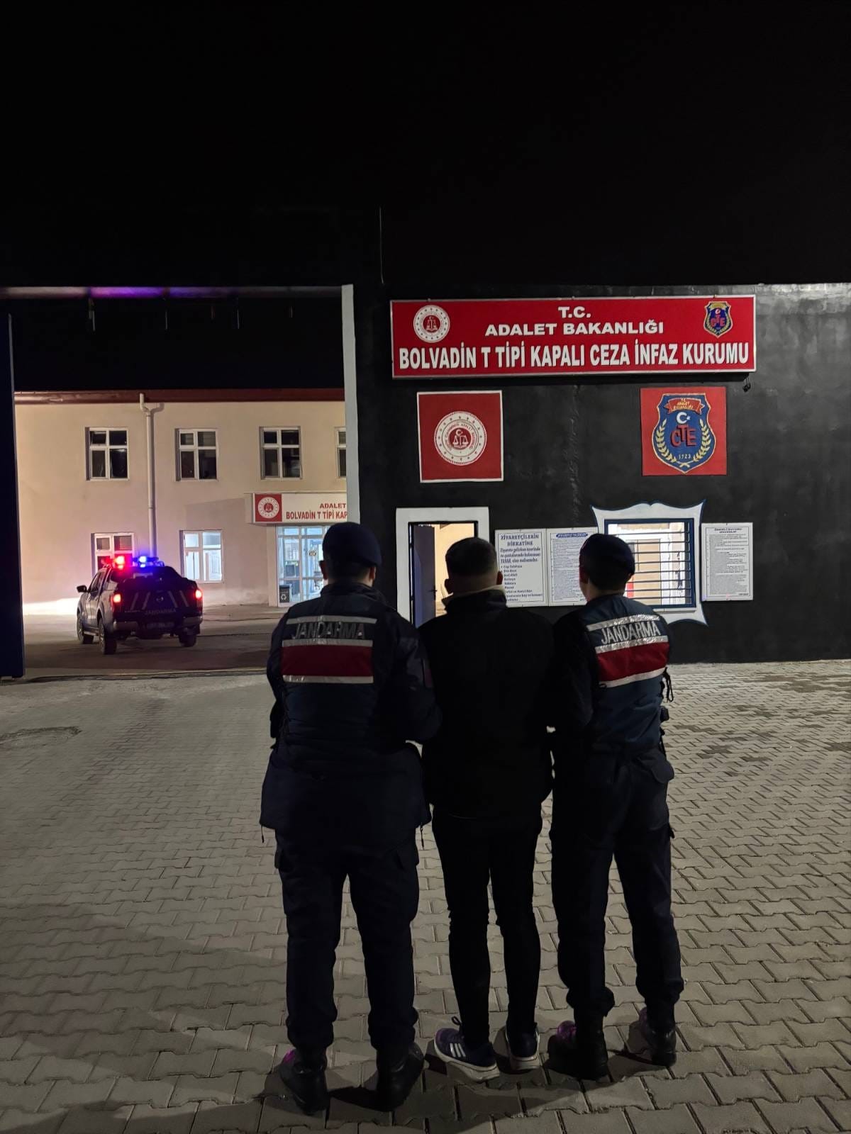 Afyonkarahisar’da kasten adam yaralama suçundan 4 yıl hapis cezası bulunan