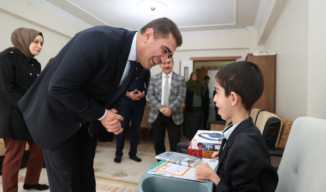  Düzce'de kas hastası ortaokul öğrencisi Ahmet Arif Aman'ın karnesi, Düzce