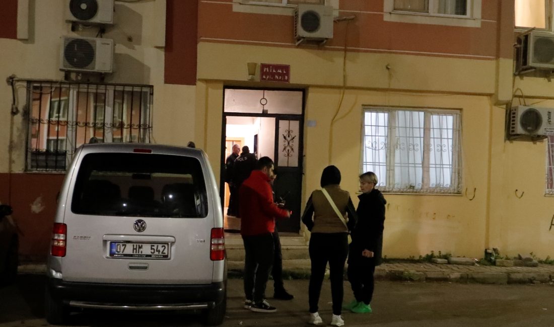 Antalya’nın Muratpaşa ilçesinde 54 yaşındaki Belarus vatandaşı Siarhei Budnik, bir