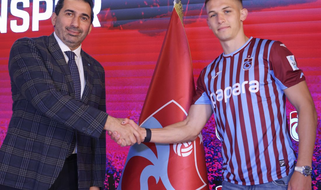 Trabzonspor’un Shakhtar Donetsk’ten kadrosuna kattığı Ukraynalı golcü oyuncu Danylo Sikan,