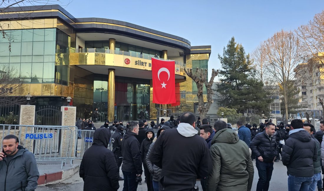 İçişleri Bakanlığı tarafından Siirt Belediyesine Vali Kemal Kızılkaya’nın kayyum olarak