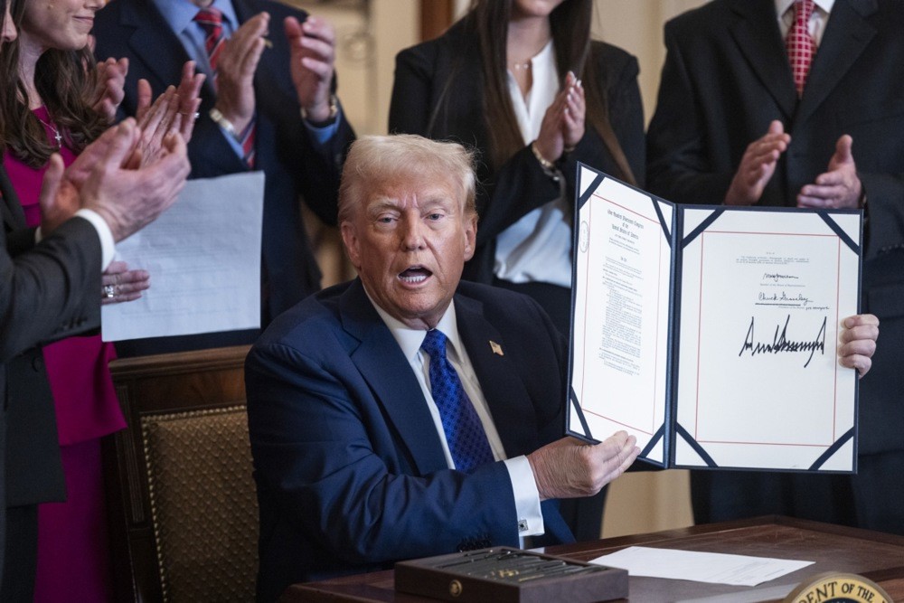 ABD Başkanı Donald Trump, kaçak göçmenler için Guantanamo Körfezi’nde 30
