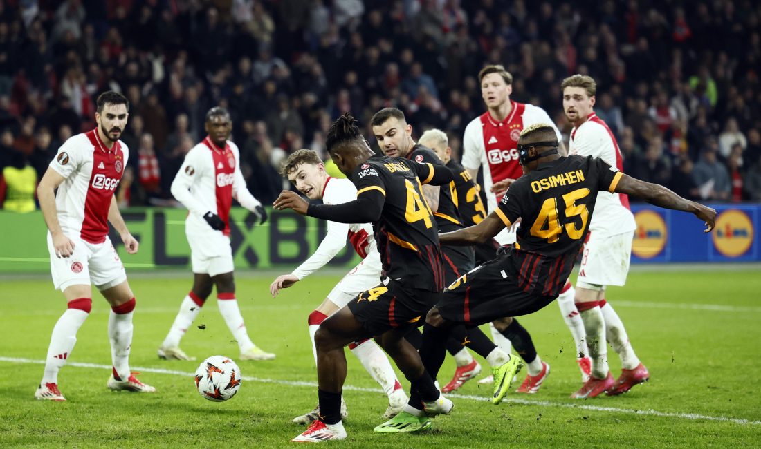 Galatasaray, UEFA Avrupa Ligi’nde play-off oynayacak Galatasaray, UEFA Avrupa Ligi’nde play-off turunda Midtjylland ya da AZ