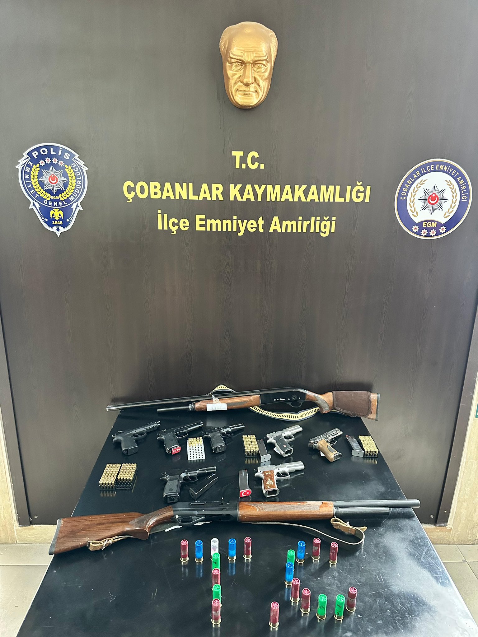 Afyonkarahisar’ın Çobanlar ilçesinde, düğünlerde silahla havaya ateş açan şahıslara yönelik