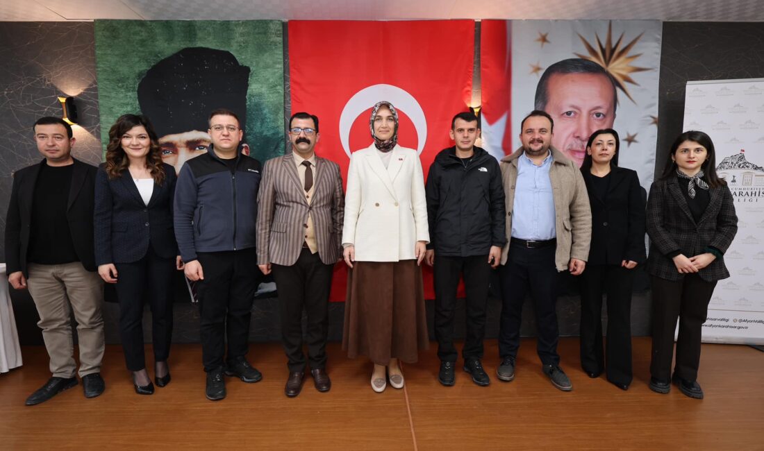   Afyonkarahisar Valisi Doç. Dr. Kübra Güran Yiğitbaşı, Vali Yardımcıları,
