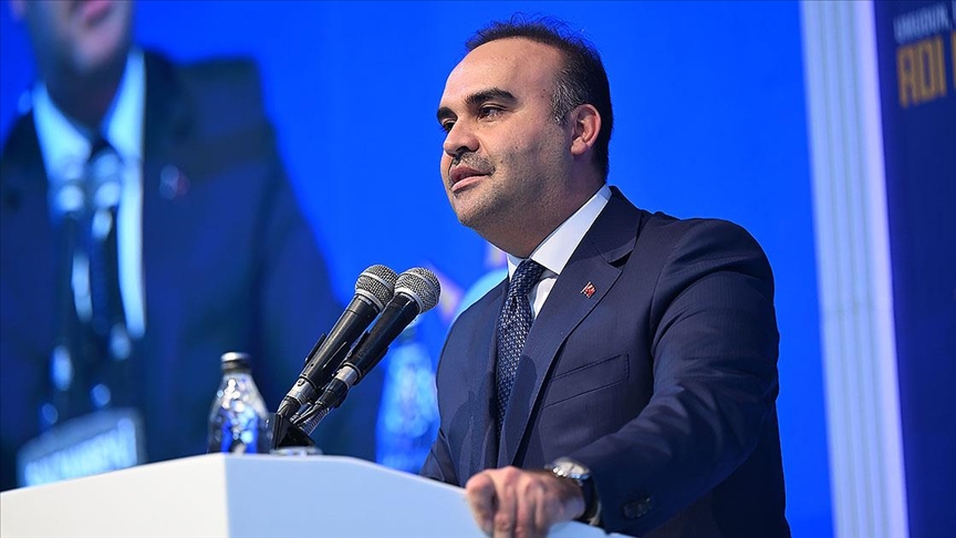 Sanayi ve Teknoloji Bakanı Mehmet Fatih Kacır, hep birlikte yapacakları