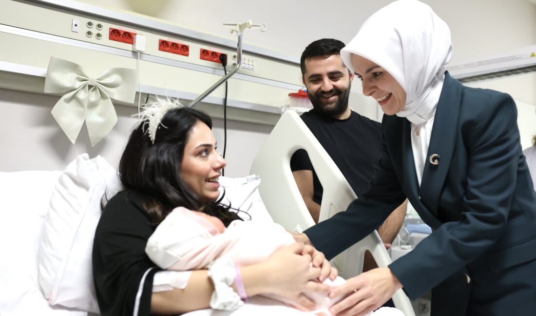 Aile ve Sosyal Hizmetler Bakanı Mahinur Özdemir Göktaş, yeni yılla
