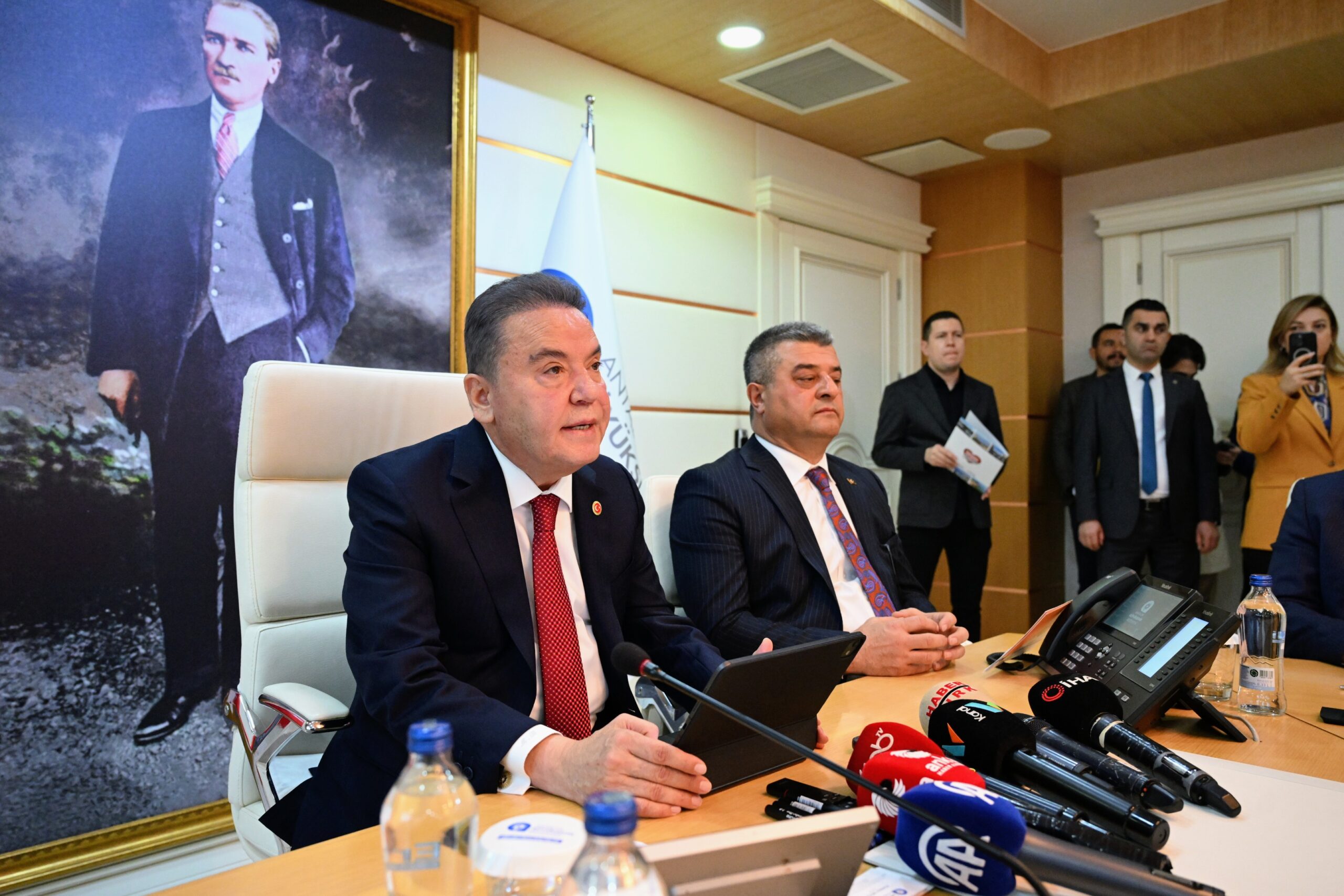 Antalya Büyükşehir Belediyesi ile Antalya Şoförler Odası arasında Antalya’da hizmet