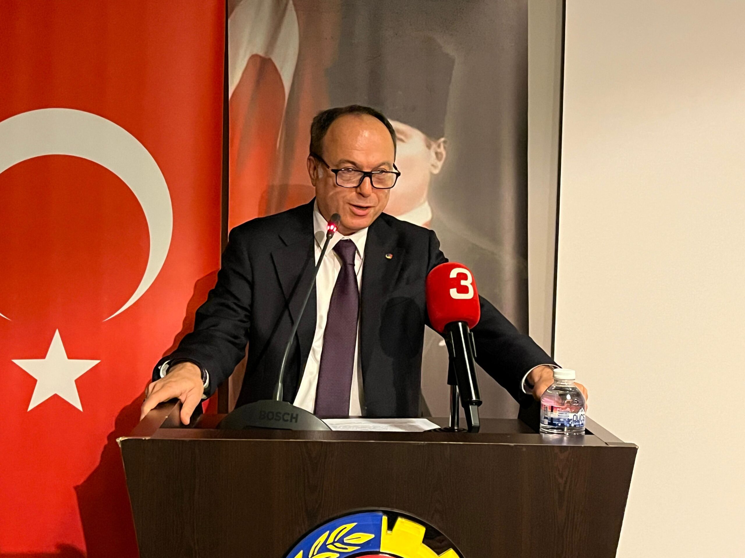 Afyonkarahisar Ticaret ve Sanayi Odası’nda (ATSO) Akaryakıt Sektör Toplantısı düzenlendi.