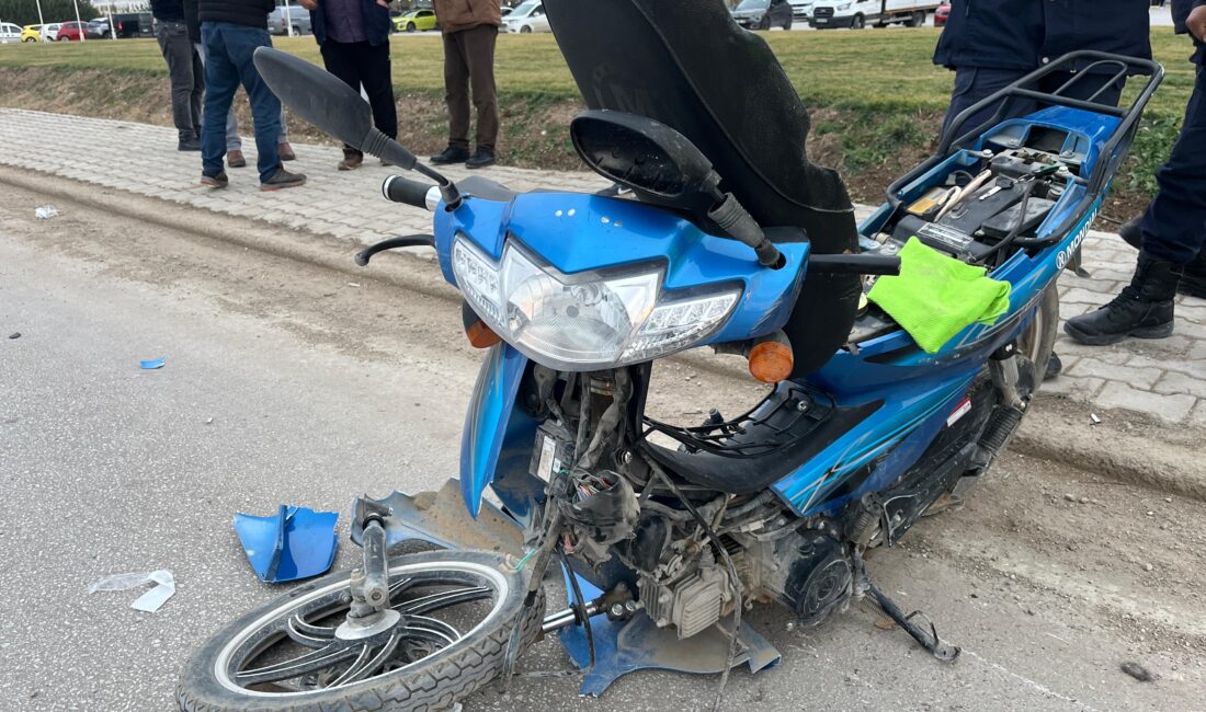 Afyonkarahisar- Ankara yolu üzerindeki beşinci kilometrede, yan yoldan aniden çıkan