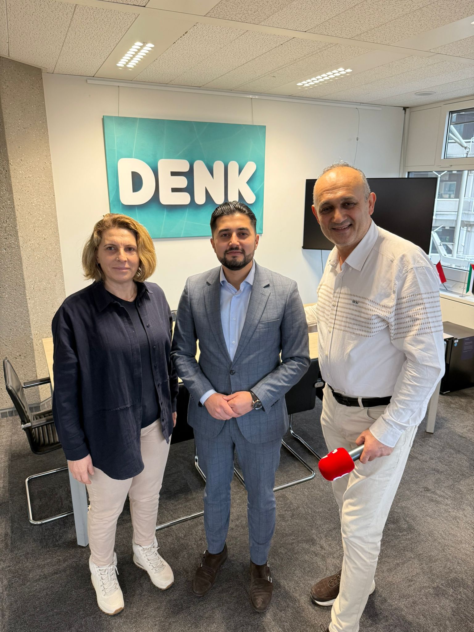 “Gurbet Eller” programının çekimleri için Hollanda’ya giden Kanal 3 ekibi,