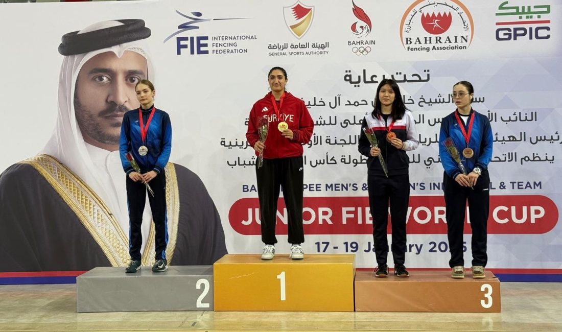 Eskrimci Aleyna Ertürk, Manama’da şampiyon oldu Bahreyn’de düzenlenen Gençler Epe Dünya Kupası’nda piste çıkan milli sporcu