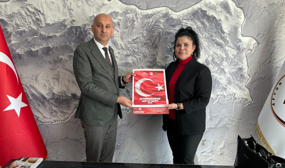 Afyon Basın Cemiyeti Yönetim Kurulu Başkanı Selcen Dilek Çöygün ve