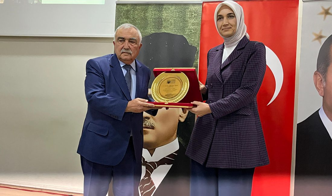 Atatürkçü Düşünce Derneği’nden Kültür, Sanat ve Eğitim Alanındaki Başarılara Ödül