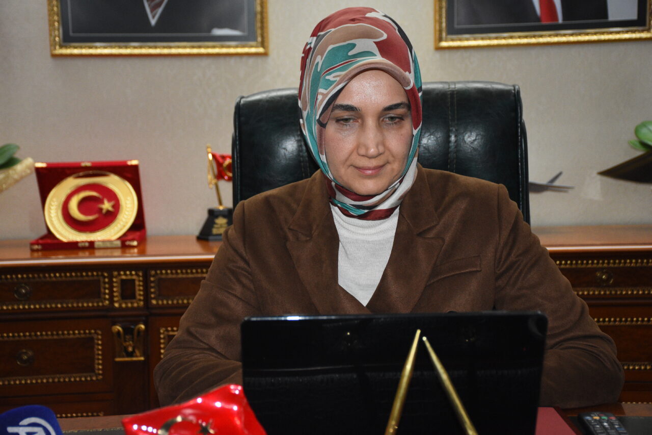 AFYONKARAHİSAR (AA) – Afyonkarahisar Valisi Kübra Güran Yiğitbaşı, Anadolu Ajansının