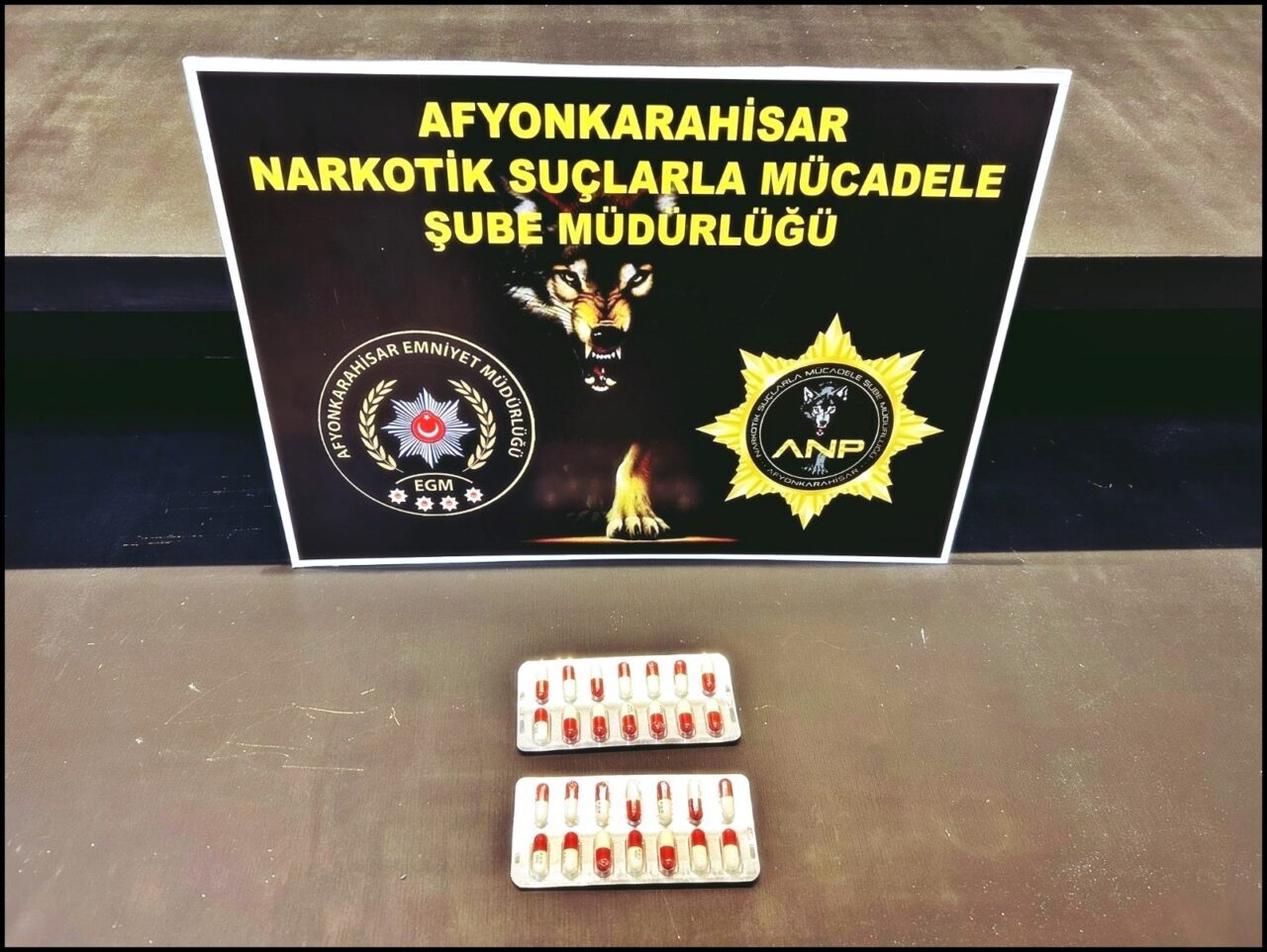 AFYONKARAHİSAR (AA) – Afyonkarahisar'da uyuşturucu operasyonunda 1 şüpheli tutuklandı. İl