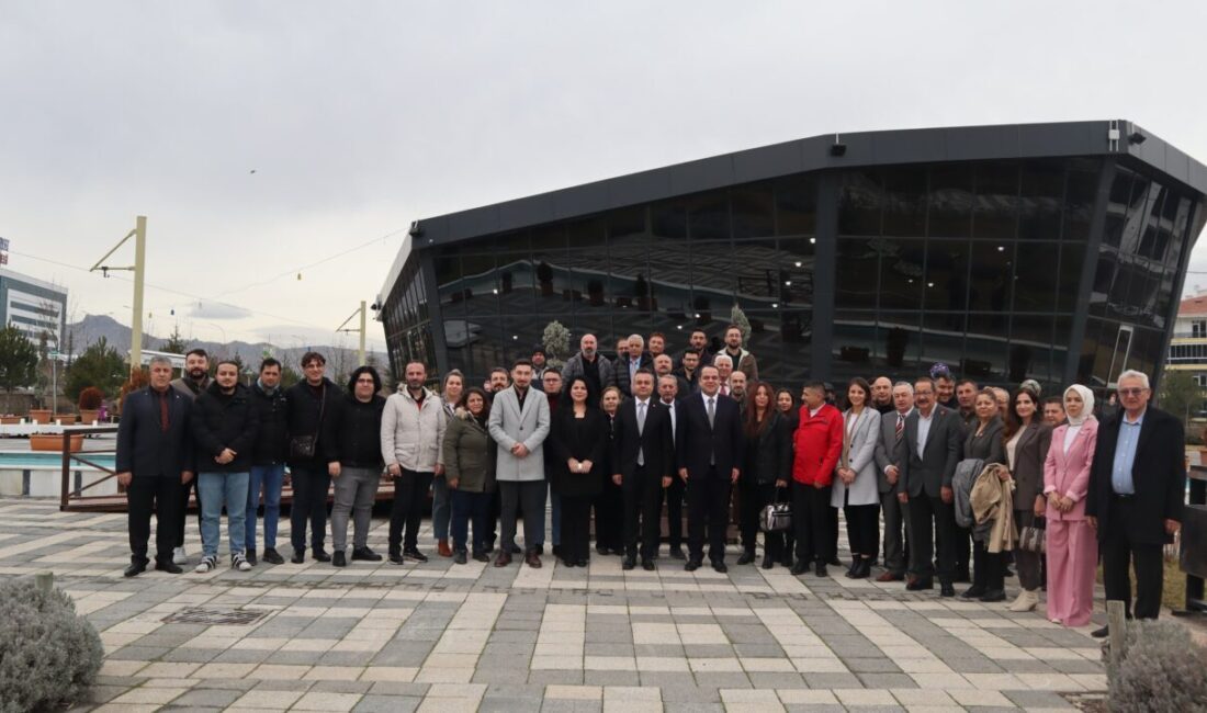 AFYONKARAHİSAR (AA) – Afyonkarahisar'da, Cumhuriyet Halk Partisi (CHP) İl Başkanlığınca