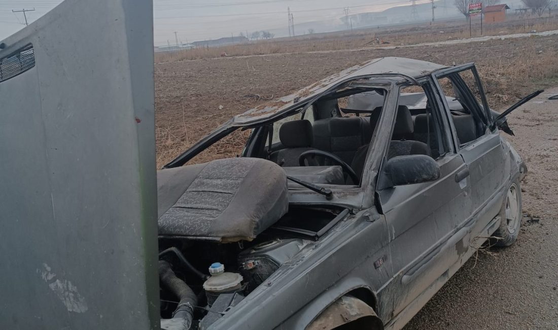 AFYONKARAHİSAR (AA) – Afyonkarahisar'da meydana gelen trafik kazasında 5 kişi