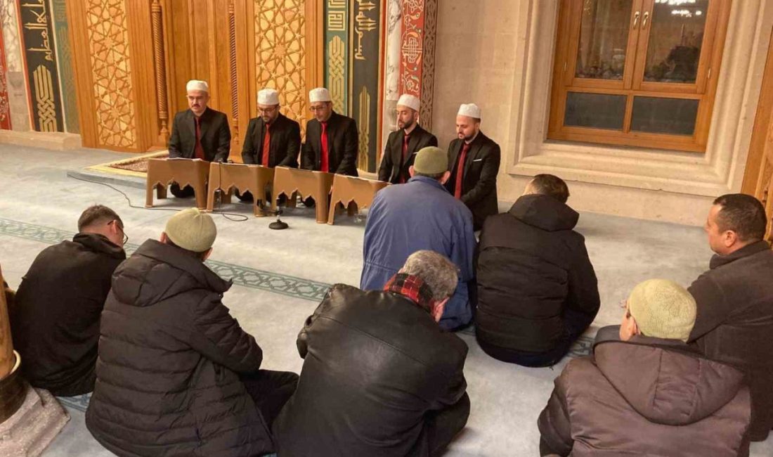Afyonkarahisar İl Müftülüğü tarafından Miraç Kandili dolayısıyla kent genelindeki camilerde