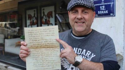 İstanbul’daki antika pazarında bulduğu 60 yıllık mektupların Amerika’dan Aydın’a uzanan