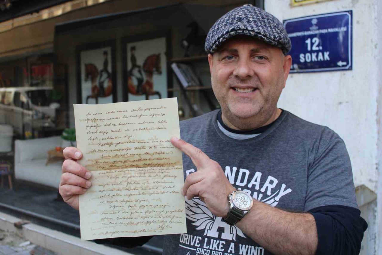 İstanbul’daki antika pazarında bulduğu 60 yıllık mektupların Amerika’dan Aydın’a uzanan