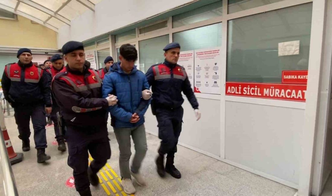 Baltalı cinayetin şüphelileri tutuklandı Kocaeli’nin Kartepe ilçesinde İsa Turgut’un başına baltayla vurularak öldürülmesine ilişkin