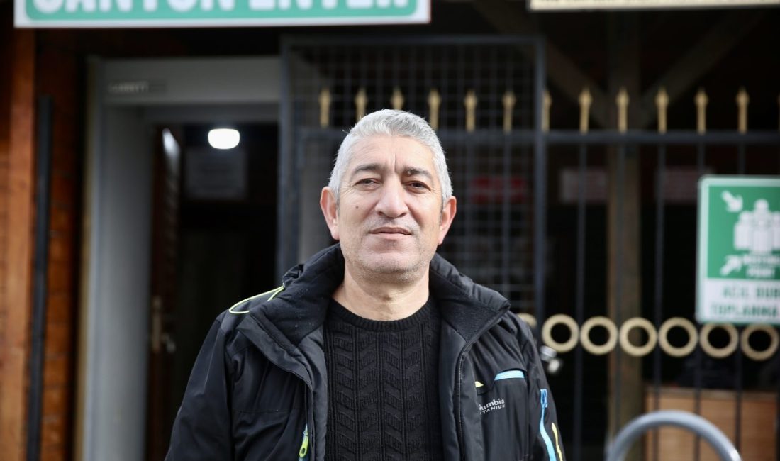 Muğla’nın Seydikemer ilçesinde bir çobanın kaçan keçilerini ararken keşfettiği 18