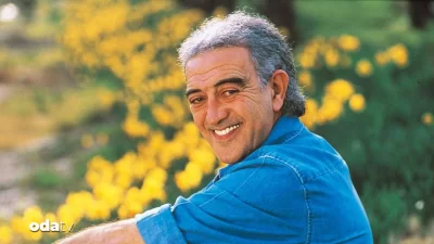 Edip Akbayram, 29 Aralık 1950 tarihinde Gaziantep’te dünyaya gelmiştir. Henüz