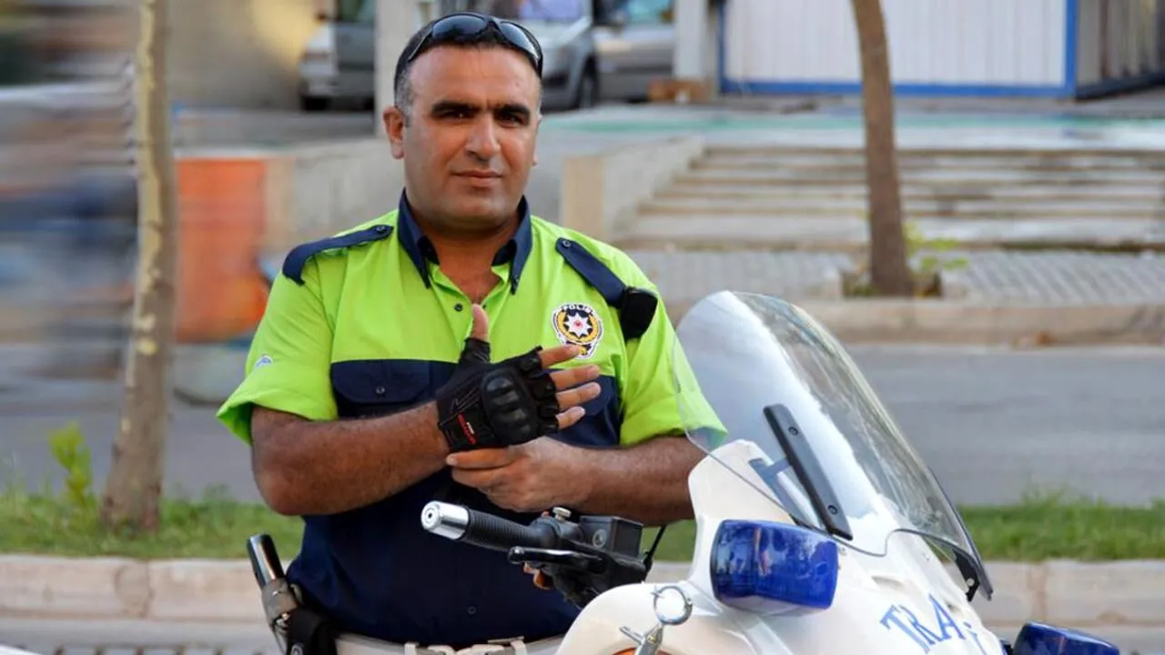 İzmir’de 5 Ocak 2017 tarihinde yaşanan PKK’lı teröristlerin İzmir Adliyesi’ne