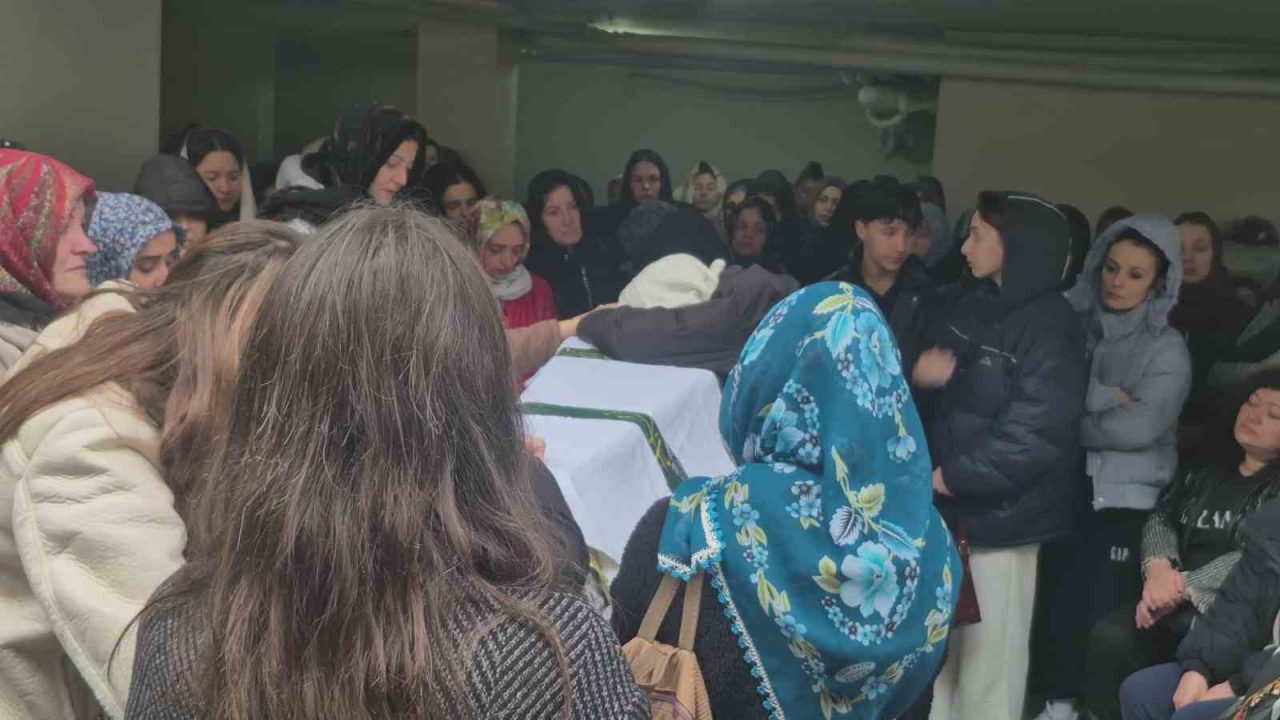 Bolu’da Kartalkaya Kayak Merkezi’ndeki otel yangınında 12. kattan atlayarak hayatını