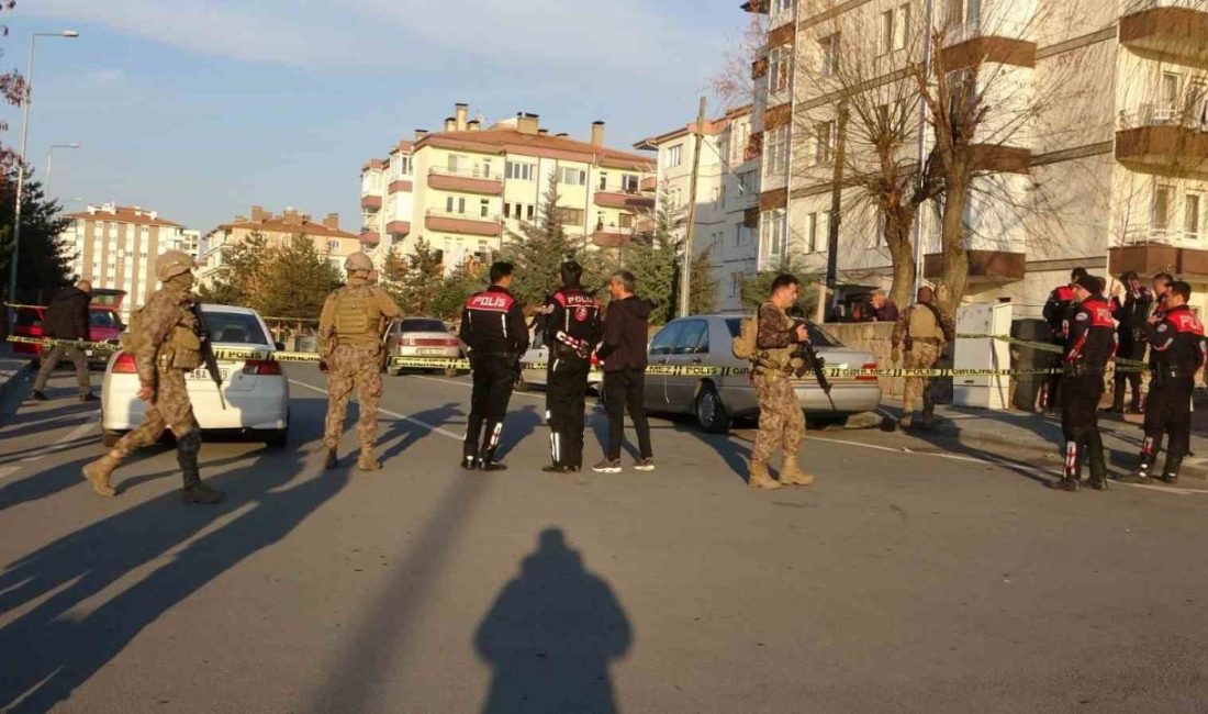 Husumetli gruplar arasında karakol çıkışında silahlı kavga! Kayseri’nin Melikgazi ilçesinde aralarında husumet bulunan iki grup arasında karakol