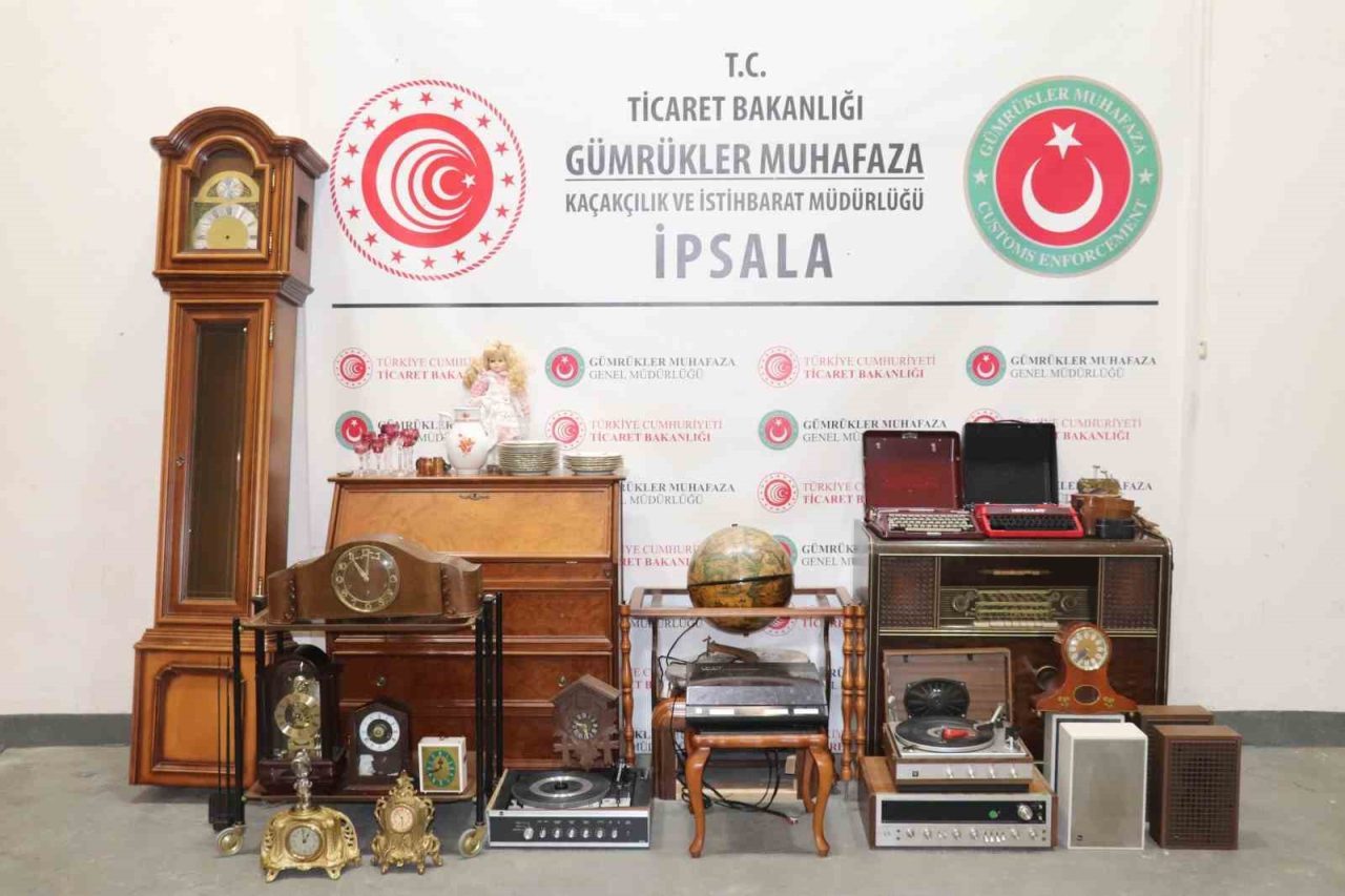 Edirne’nin İpsala Gümrük Kapısı’nda, Yunanistan’dan Türkiye’ye giriş yapmak isteyen Azerbaycan