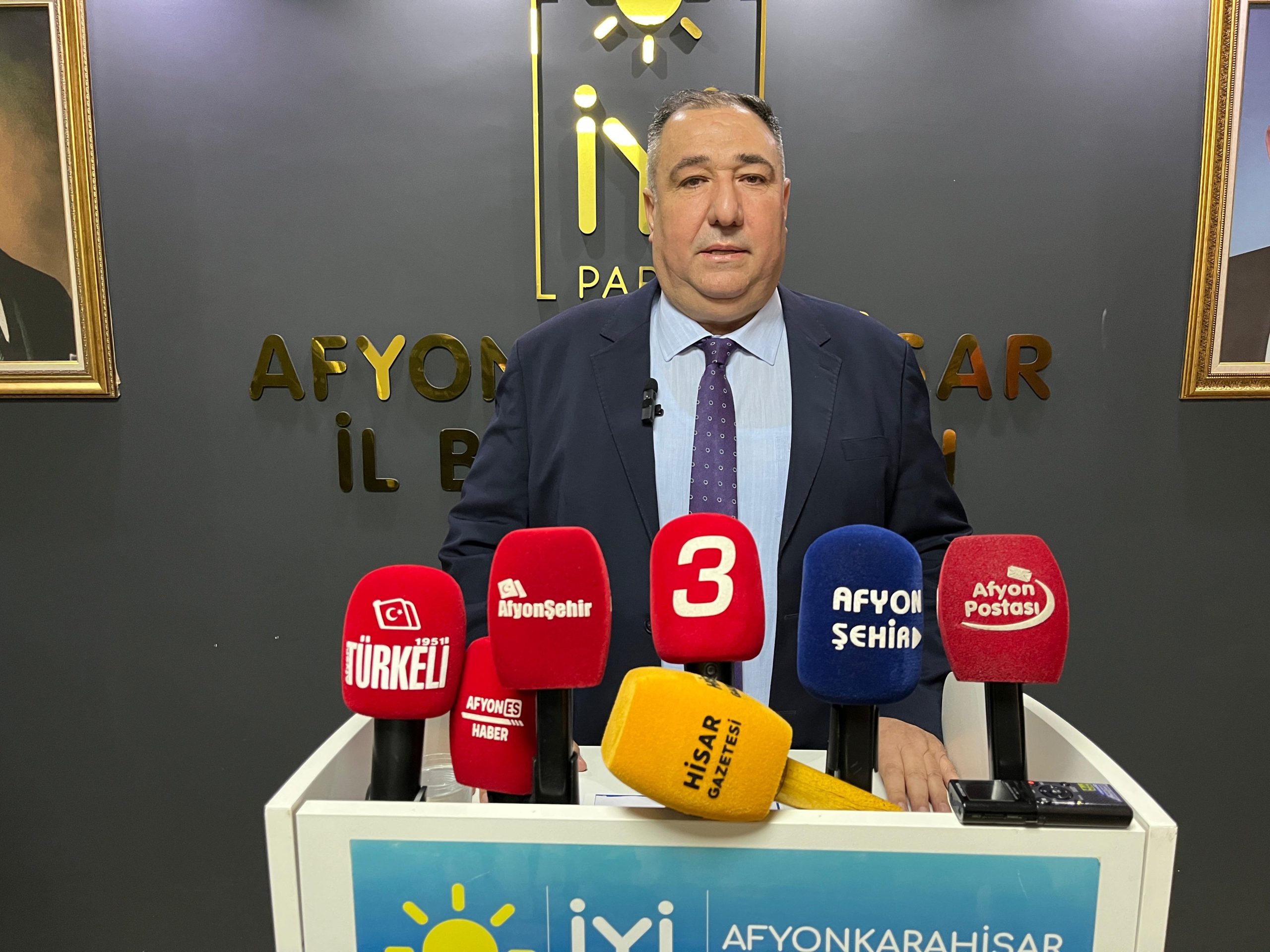   İyi Parti Afyonkarahisar İl Başkanlığı tarafından haftalık olan basın