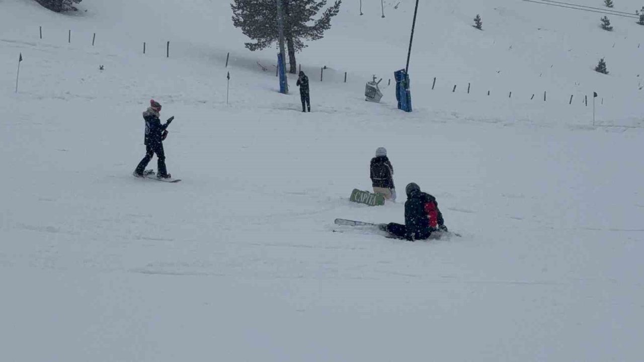 Bolu’daki Kartalkaya Kayak Merkezi’nde 78 kişinin hayatını kaybettiği otel yangınının