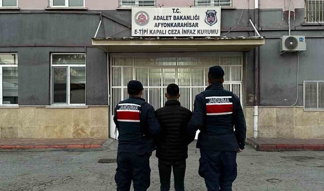 Afyonkarahisar’da haklarında kesinleşmiş hapis cezası bulunan 3 hükümlü yakalandı. İl