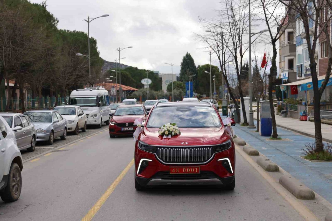 Muğla Valisi Dr. İdris Akbıyık, Filistinli Gazze’den gelen İmadeddin Younis