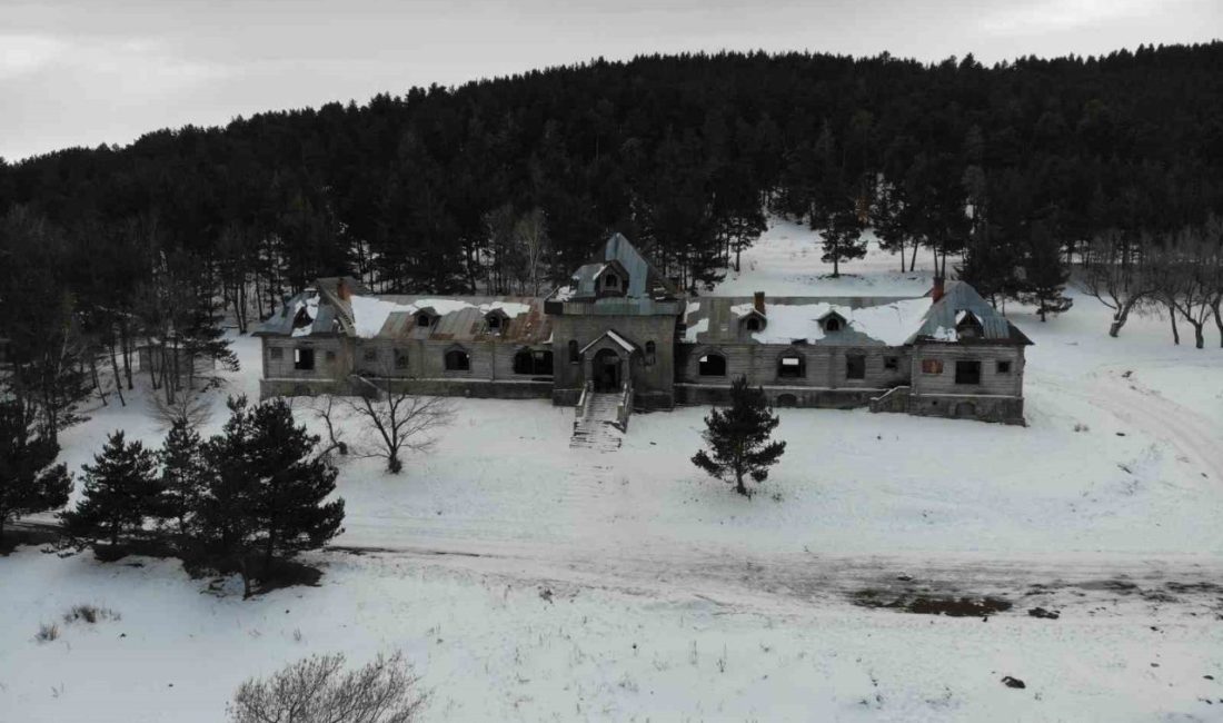Sarıkamış’taki Tarihi Av Köşkü Harabe Hale Geldi, Restore Edilmesi İsteniyor Kars’ın Sarıkamış ilçesindeki Rus Çarı 2. Nikola Av Köşkü bakımsızlıktan