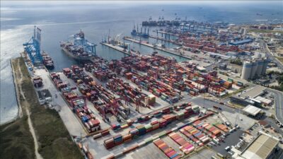 Türk lirasıyla dış ticaret, geçen yıl bir önceki yıla kıyasla