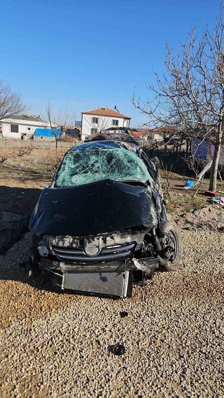 Nevşehir’in Kozaklı ilçesinde takla atan otomobilin sürücüsü hayatını kaybetti.