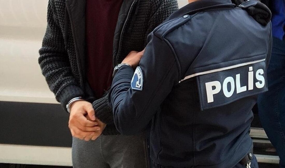   Adana’da karakol inşaatına molotofkokteyli atıp kaçan şüpheli, bekçiler tarafından