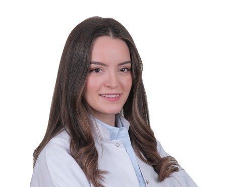 Beslenme ve Diyet Uzmanı Hande Soydemir: Yemek Yeme Sırası Kan