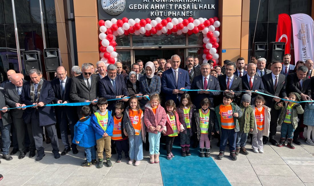 Çeşitli ziyaretler ve temaslarda bulunmak üzere Afyonkarahisar’a gelen Kültür ve